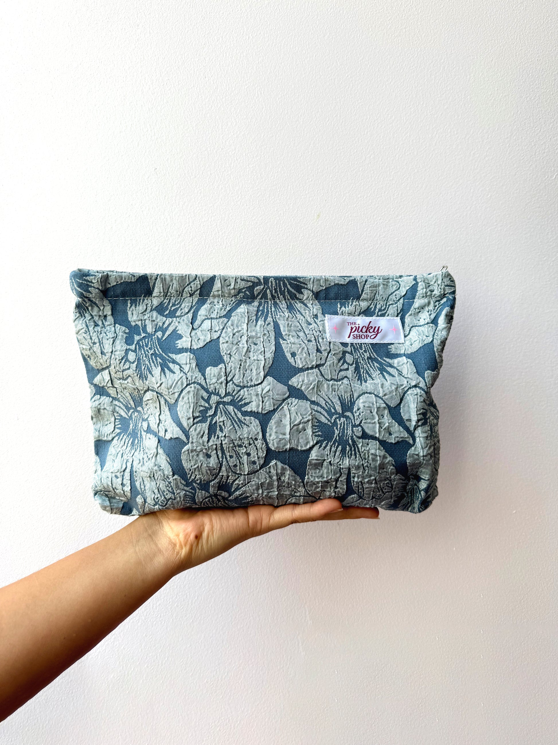 Bloom pouch