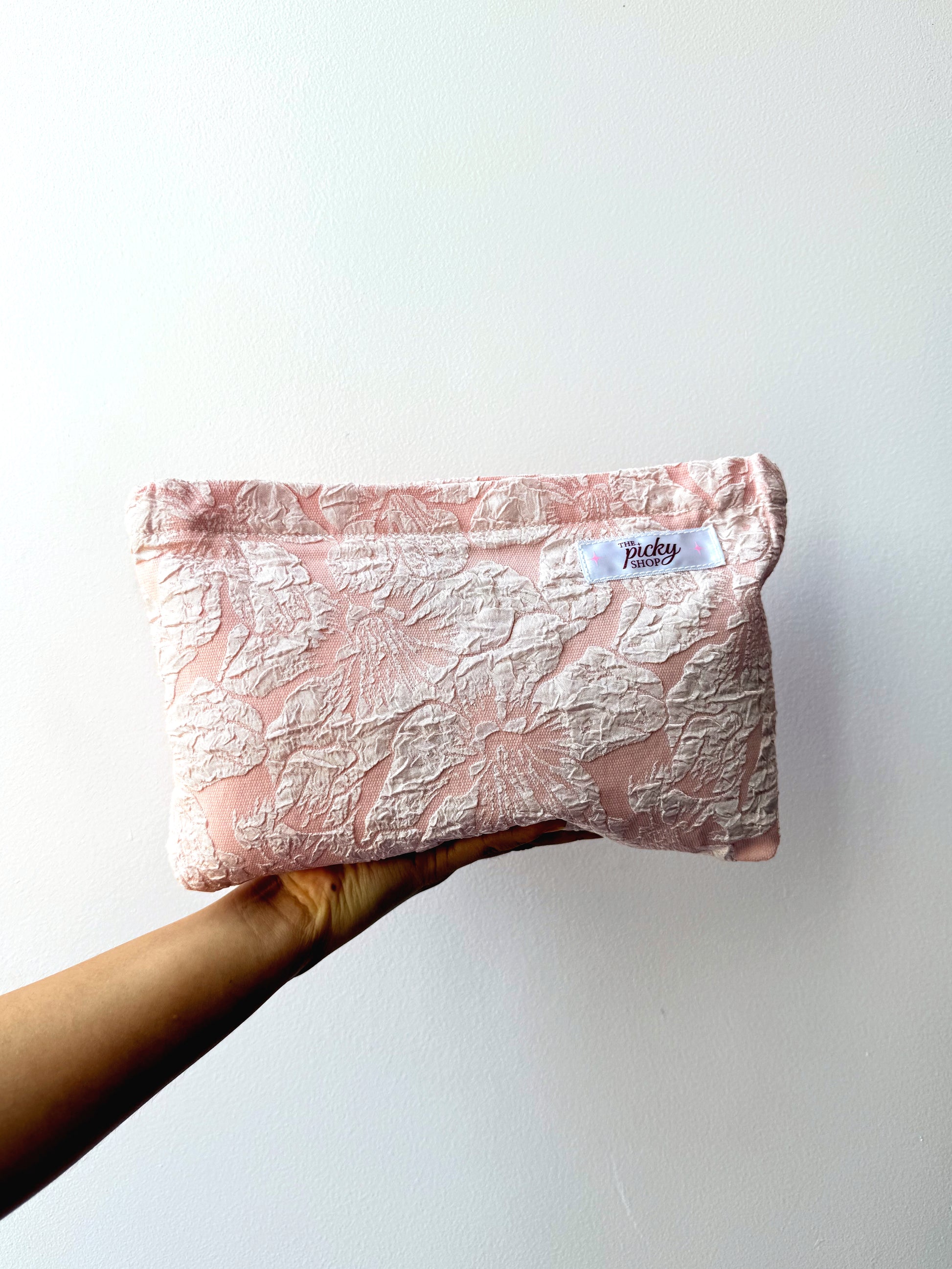 Bloom pouch