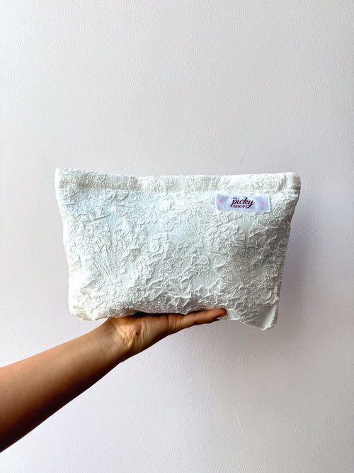 Bloom pouch